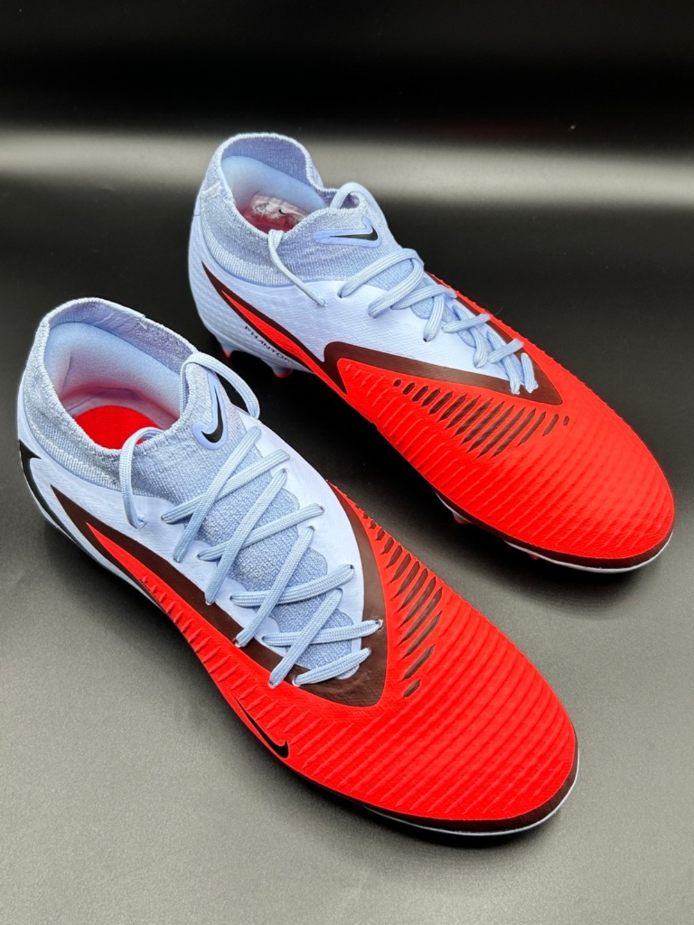 Nike Men's Phantom 6 high Academy FG Soccer Cleats